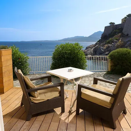 Saint Christophe Otel 3*