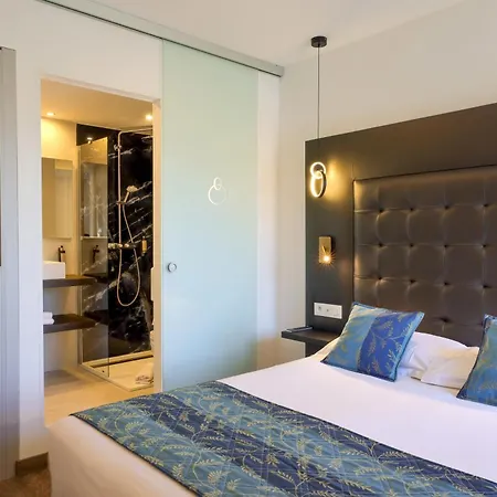 Saint Christophe Otel 3*