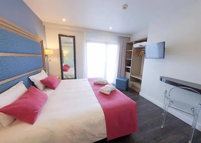 Hotel Saint Christophe 3*